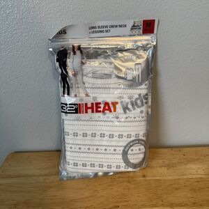 32 Degree Kids M 8 10 Long Sleeve Crew Neck Legging Set Snowflake White Thermals